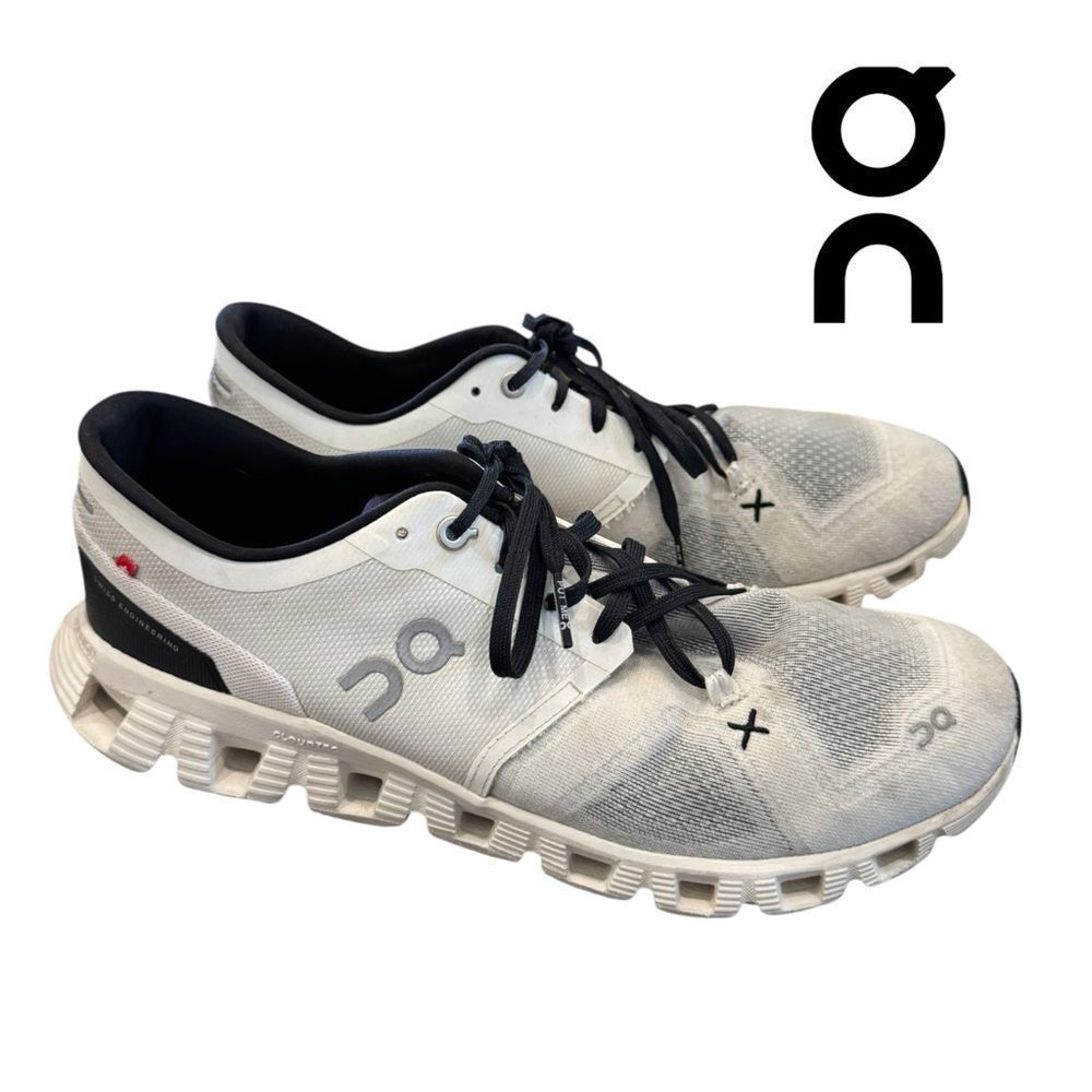 On Running Women’s On Cloud X 3 White Black Running Shoes 11